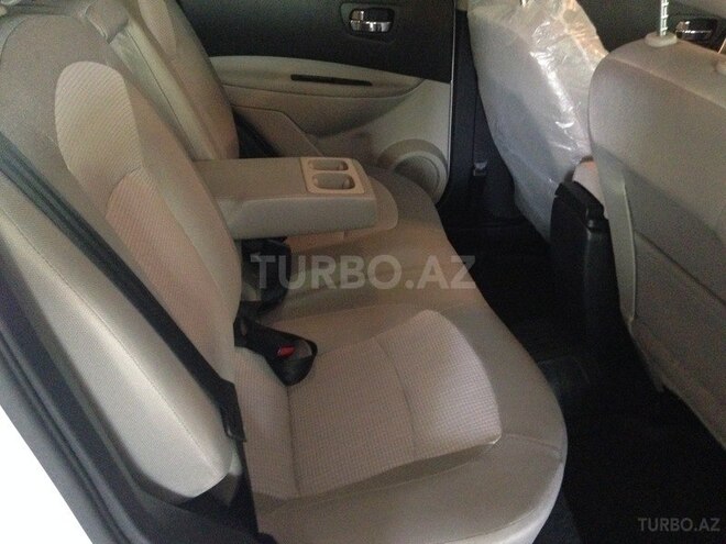 Nissan Qashqai 2013, 2,082 km - 2.0 l - İsmayıllı