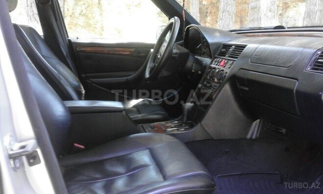 Mercedes C 180 1999, 228,000 km - 1.8 l - Sumqayıt