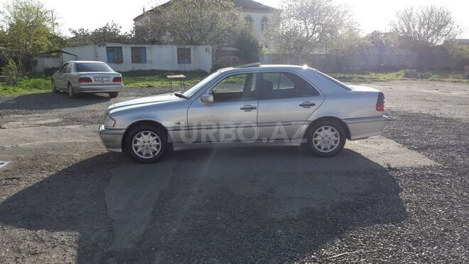 Mercedes C 240 1998, 199,000 km - 0.3 l - Bərdə