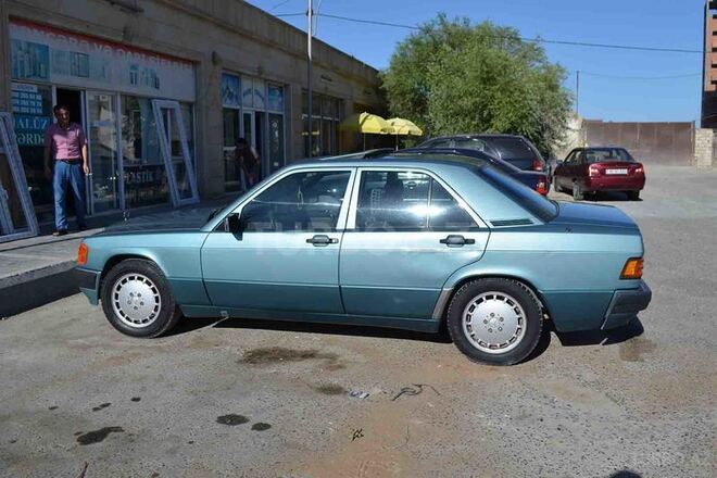 Mercedes 190 1990, 230,000 km - 1.8 l - Bakı
