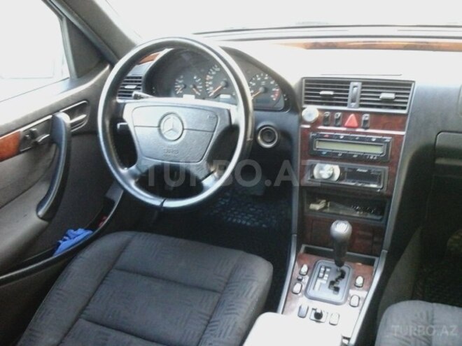Mercedes C 240 1998, 218,000 km - 2.4 л - Bakı