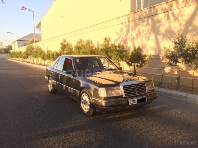 Mercedes E 200 1991, 312,000 km - 2.0 l - Bakı