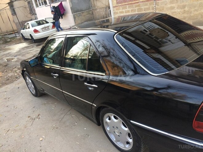 Mercedes C 230 1998, 316,000 km - 2.3 л - Bakı