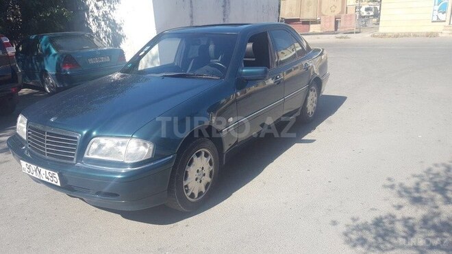 Mercedes C 240 1997, 272,500 km - 2.6 л - Bakı
