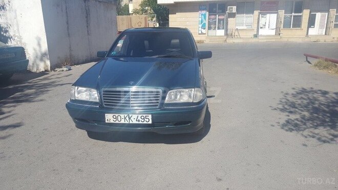 Mercedes C 240 1997, 272,500 km - 2.6 л - Bakı