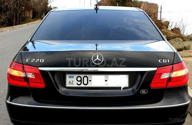 Mercedes E 220 2009, 270,915 km - 2.2 l - Bakı
