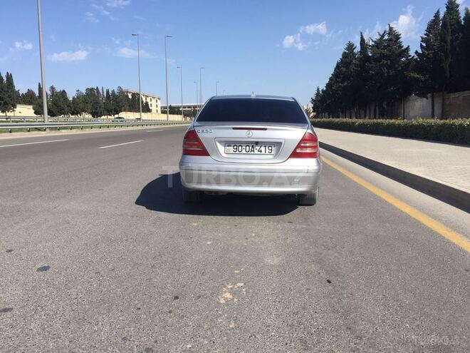 Mercedes C 240 2000, 250,000 km - 2.6 l - Bakı