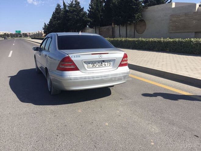 Mercedes C 240 2000, 250,000 km - 2.6 l - Bakı