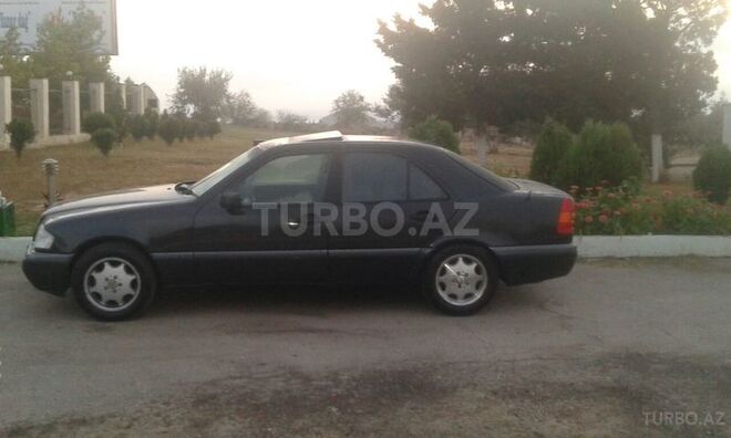 Mercedes C 180 1995, 234,000 km - 1.8 l - Sumqayıt
