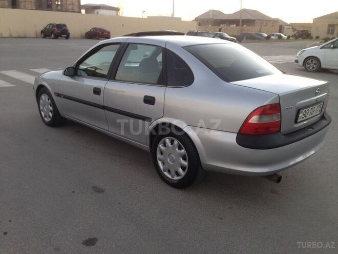 Opel Vectra 1997, 371,000 km - 1.8 l - Sumqayıt