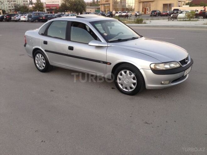 Opel Vectra 1997, 371,000 km - 1.8 l - Sumqayıt