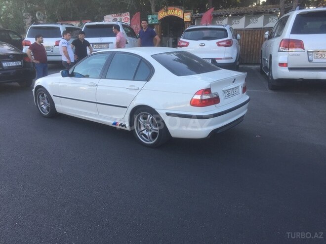 BMW 320 2003, 187,000 km - 2.2 л - Bakı