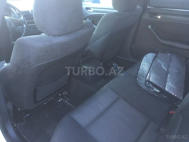 BMW 320 2003, 187,000 km - 2.2 л - Bakı