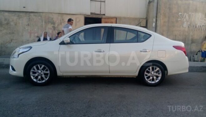 Nissan Sunny 2014, 35,000 km - 1.5 л - Bakı