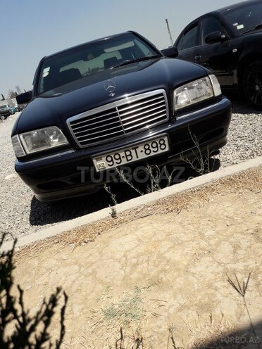 Mercedes C 220 1999, 230,000 km - 2.2 l - Bakı