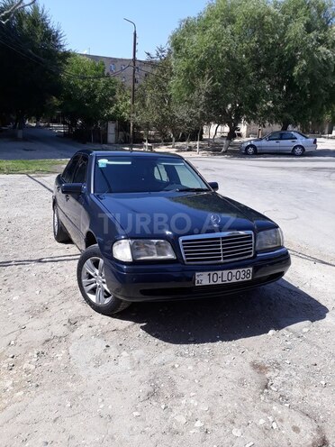 Mercedes B 180 1994, 299,886 km - 1.8 l - Bakı