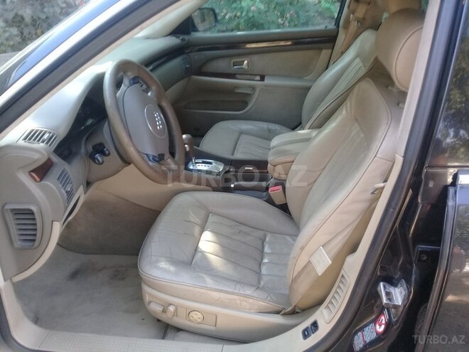Audi A8 2002, 253,000 km - 3.7 l - Qazax