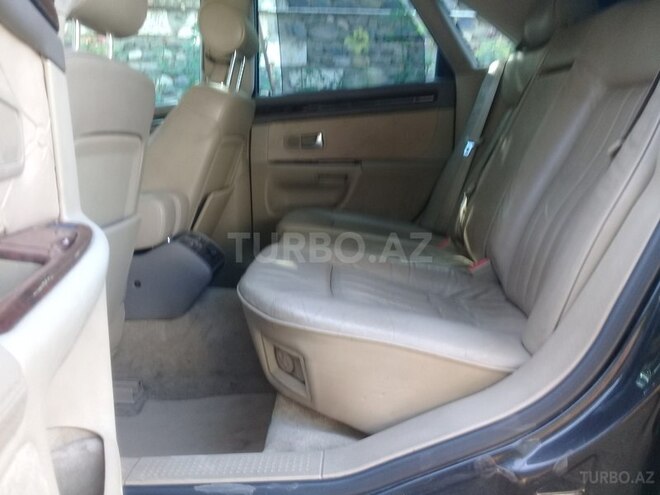 Audi A8 2002, 253,000 km - 3.7 l - Qazax