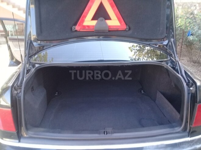 Audi A8 2002, 253,000 km - 3.7 l - Qazax