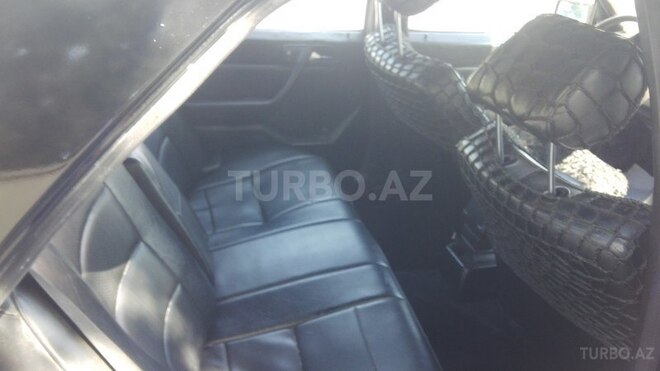 Mercedes E 250 1993, 460,000 km - 2.5 l - Bakı