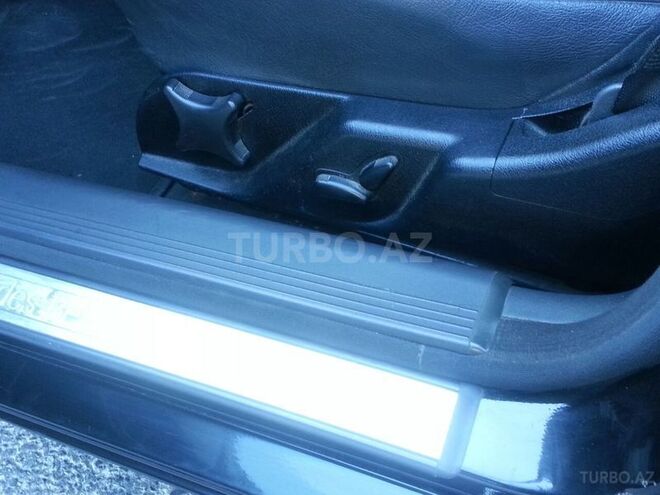 Mercedes E 220 2000, 383,000 km - 2.2 l - Bakı