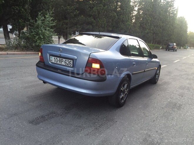 Opel Vectra 1997, 245,000 km - 1.8 l - Sumqayıt