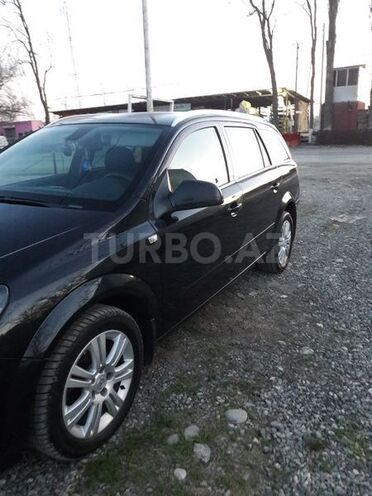 Opel Astra 2011, 155,000 km - 1.6 l - Xaçmaz
