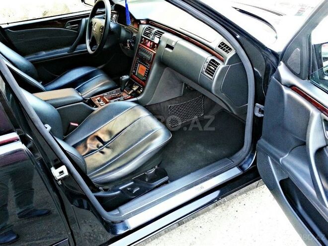 Mercedes E 220 2000, 383,000 km - 2.2 l - Bakı
