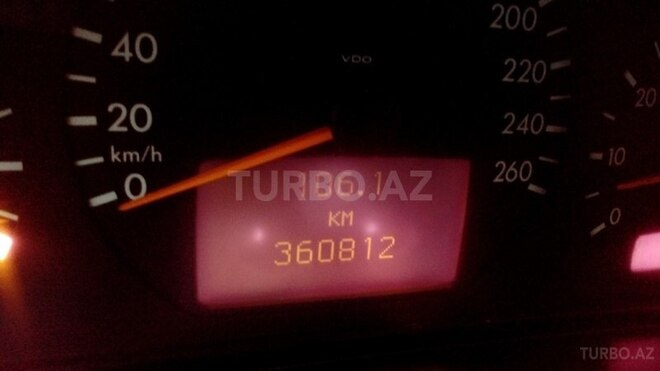 Mercedes E 280 2000, 360,000 km - 2.8 l - Bakı