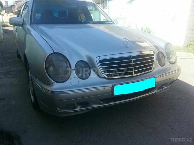 Mercedes E 320 2001, 138,000 km - 3.2 л - Bakı