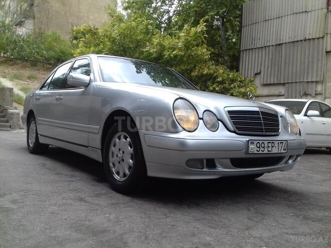 Mercedes E 220 2001, 480,538 km - 2.2 l - Bakı