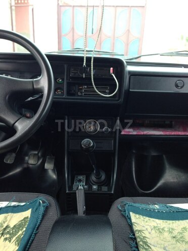 LADA (VAZ) 2107 2002, 192,000 km - 1.6 л - Salyan