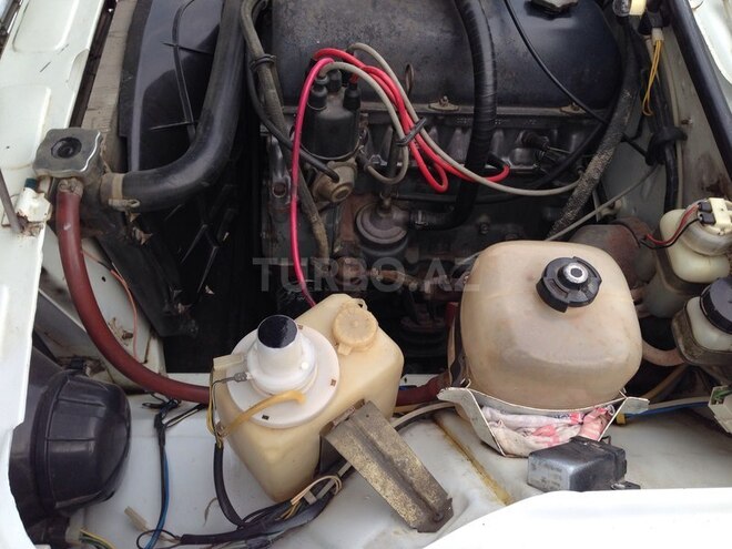 LADA (VAZ) 2107 2002, 192,000 km - 1.6 л - Salyan