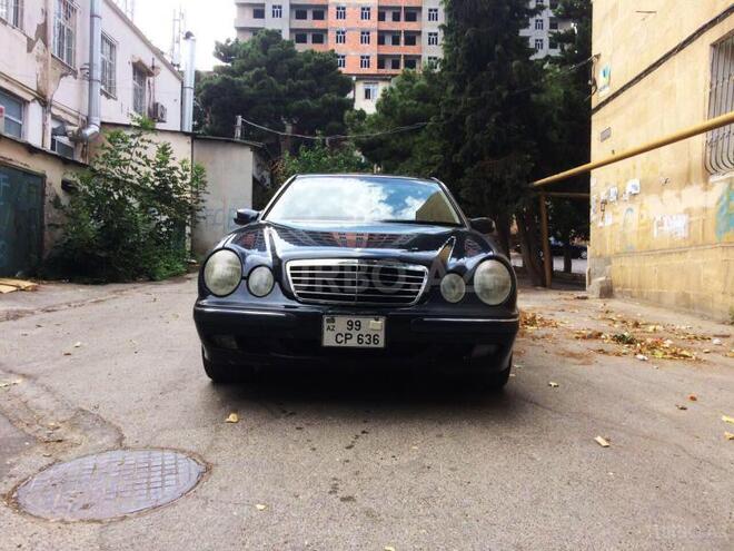 Mercedes E 240 2001, 190,000 km - 2.6 l - Bakı