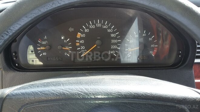 Mercedes C 200 1997, 200,000 km - 1.8 l - Sumqayıt