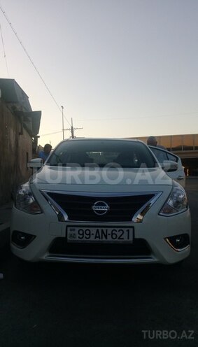 Nissan Sunny 2015, 35,000 km - 1.6 l - Bakı