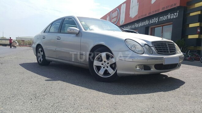 Mercedes E 270 2003, 313,097 km - 2.7 l - Bakı
