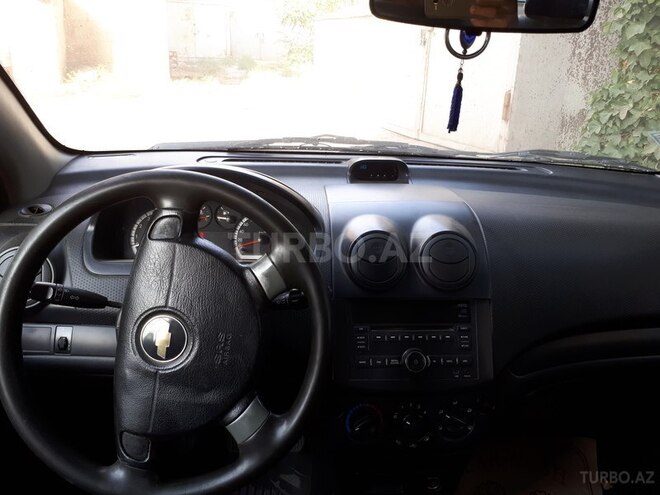 Chevrolet Aveo 2011, 200,000 km - 1.4 л - Salyan