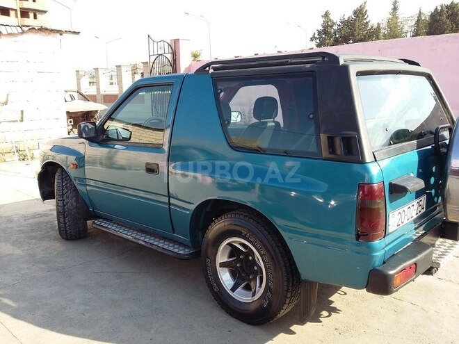 Opel Frontera 1993, 220,000 km - 2.0 l - Gəncə
