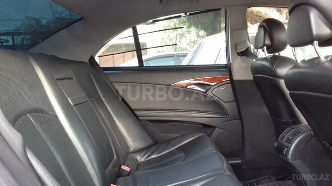 Mercedes E 220 2003, 300,000 km - 2.2 l - Bakı