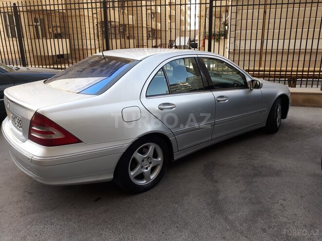 Mercedes C 220 2004, 219,200 km - 2.2 л - Bakı