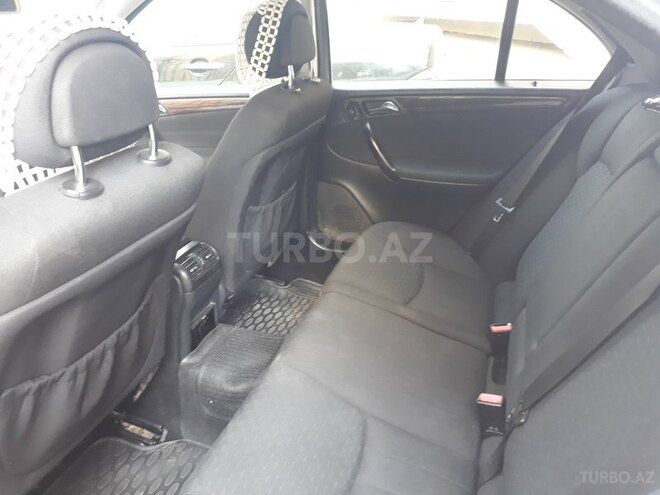 Mercedes C 220 2004, 219,200 km - 2.2 л - Bakı