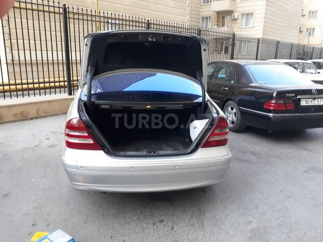 Mercedes C 220 2004, 219,200 km - 2.2 л - Bakı