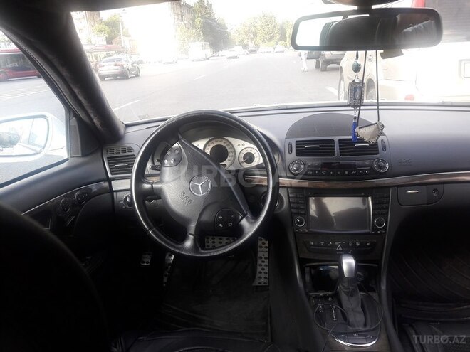 Mercedes E 320 2002, 270,000 km - 3.2 l - Bakı