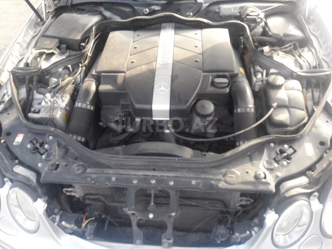 Mercedes E 320 2002, 270,000 km - 3.2 l - Bakı