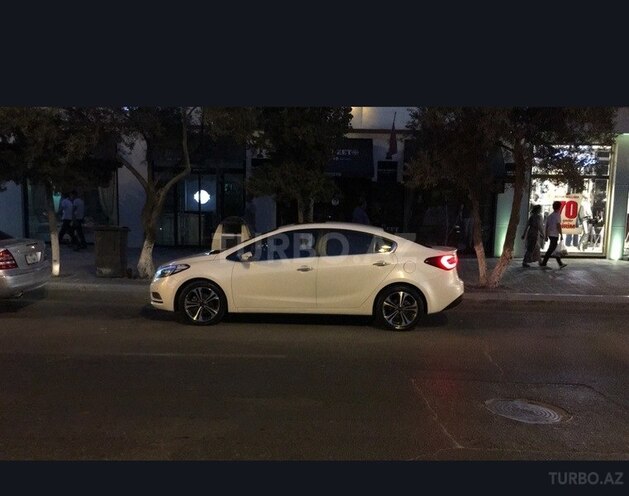 Kia Cerato 2014, 124,600 km - 1.6 l - Bakı