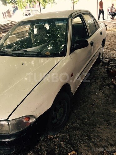 Mitsubishi Lancer 1993, 476,255 km - 0.6 l - Sabirabad