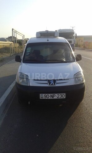 Peugeot Partner 2008, 147,000 km - 1.4 l - Bakı