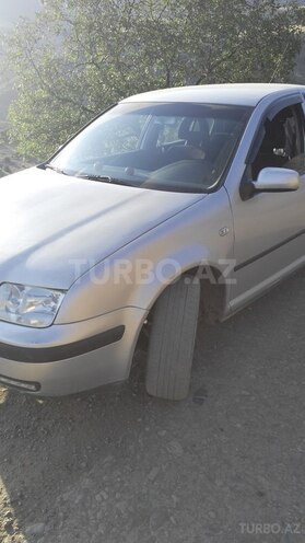 Volkswagen Bora 2001, 307,600 km - 1.6 l - Gəncə