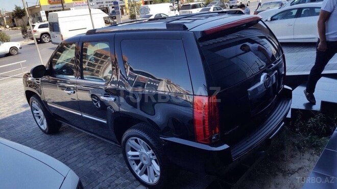 Cadillac Escalade 2013, 61,270 km - 6.2 l - Bakı